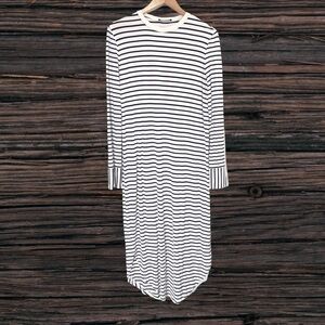 The Fifth Label Black and White Sheath Dress Long Sleeve Crew Neck